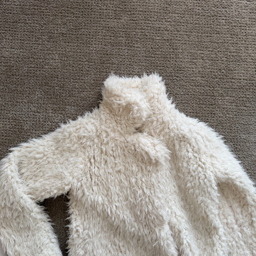 Me Jane Fluffy Cream Fur Jacket - Picture 5 of 8